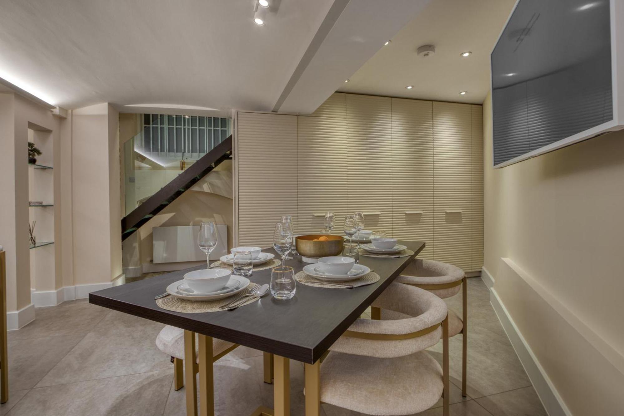 Historic Cubitt 3bd 3ba Gem W Steam Londen