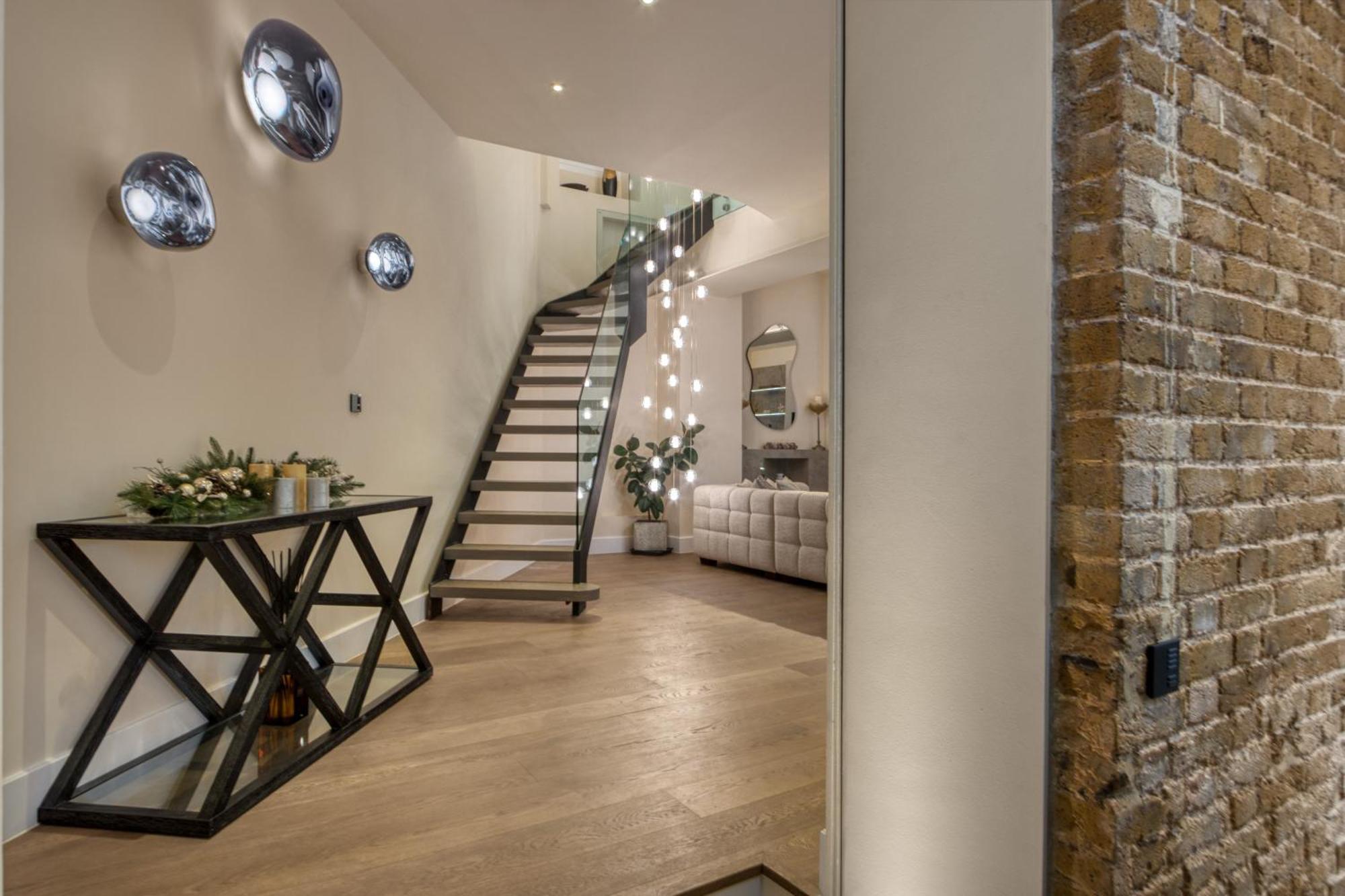 Villa Historic Cubitt 3bd 3ba Gem W Steam Londen