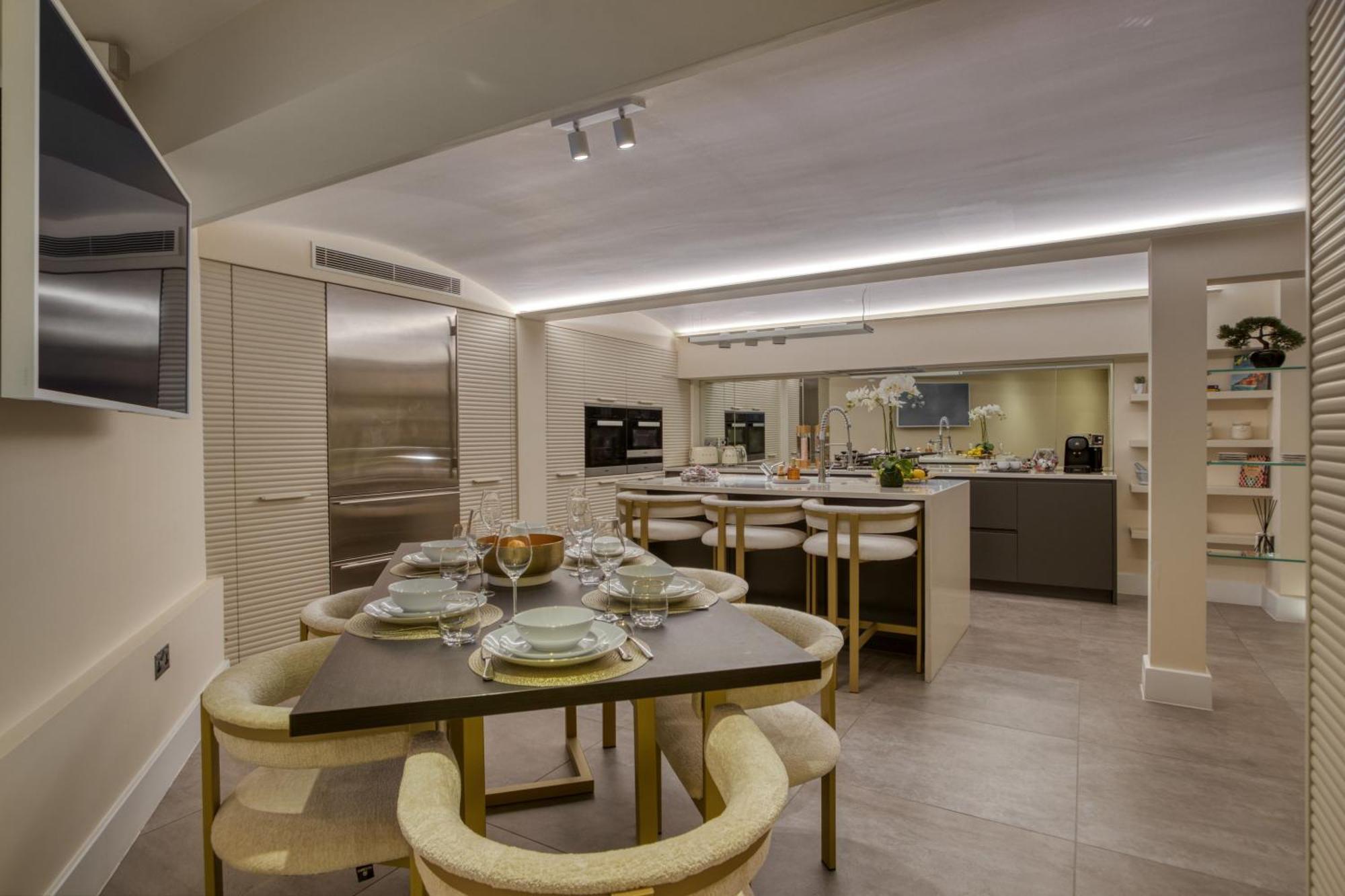 Villa Historic Cubitt 3bd 3ba Gem W Steam Londen
